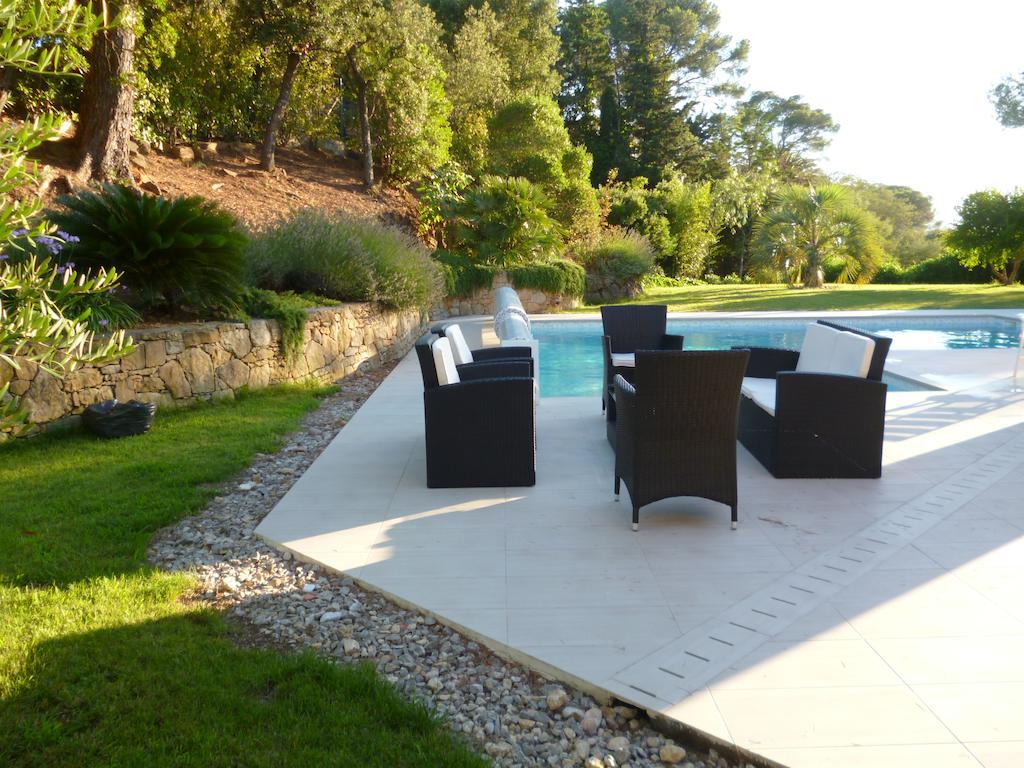 Villa Belle A Raphael Dans Clos Prive Saint-Raphael (Var)