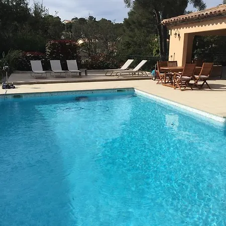 Belle Villa A Saint Raphael Dans Clos Prive Exterior photo