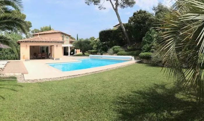Belle Villa A Saint Raphael Dans Clos Prive