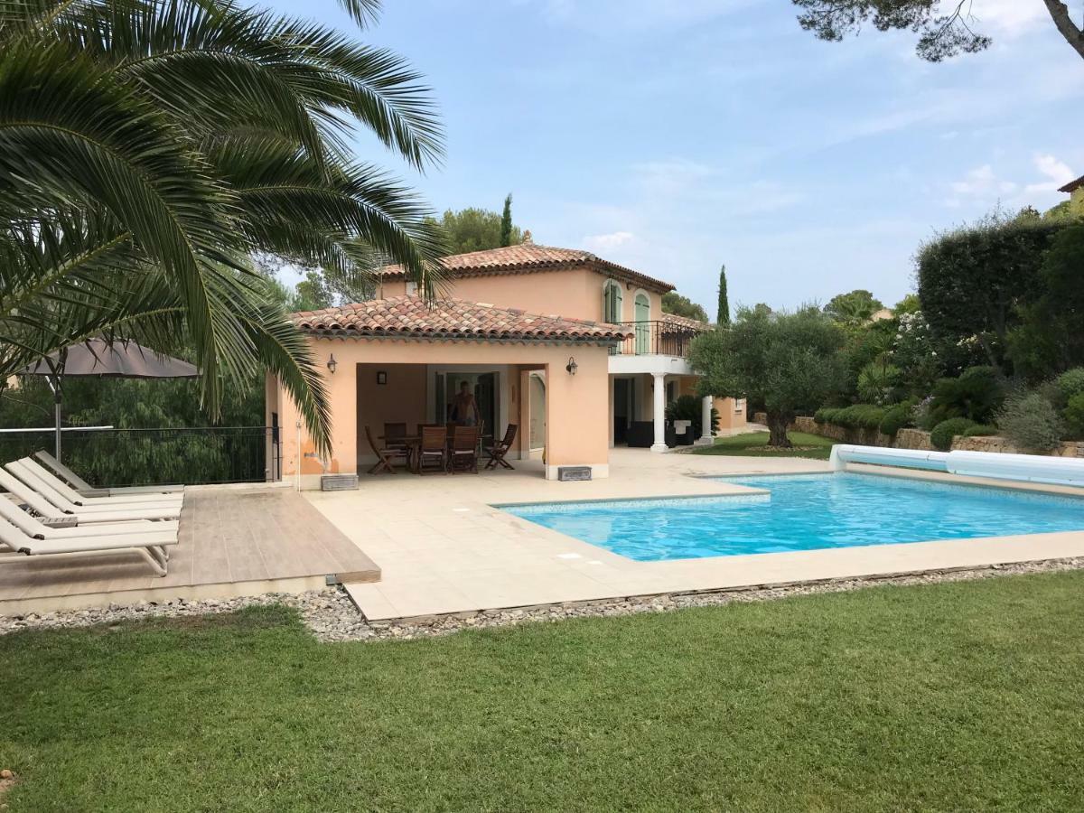 Belle A Raphael Dans Clos Prive * Saint-Raphael (Var)