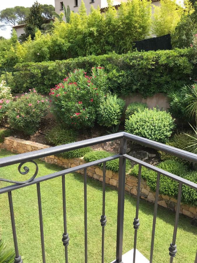 Belle A Raphael Dans Clos Prive * Saint-Raphael (Var)