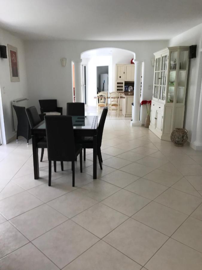Belle A Raphael Dans Clos Prive * Saint-Raphael (Var)